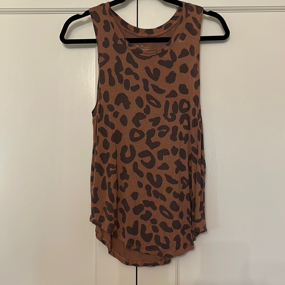 Leopard tank